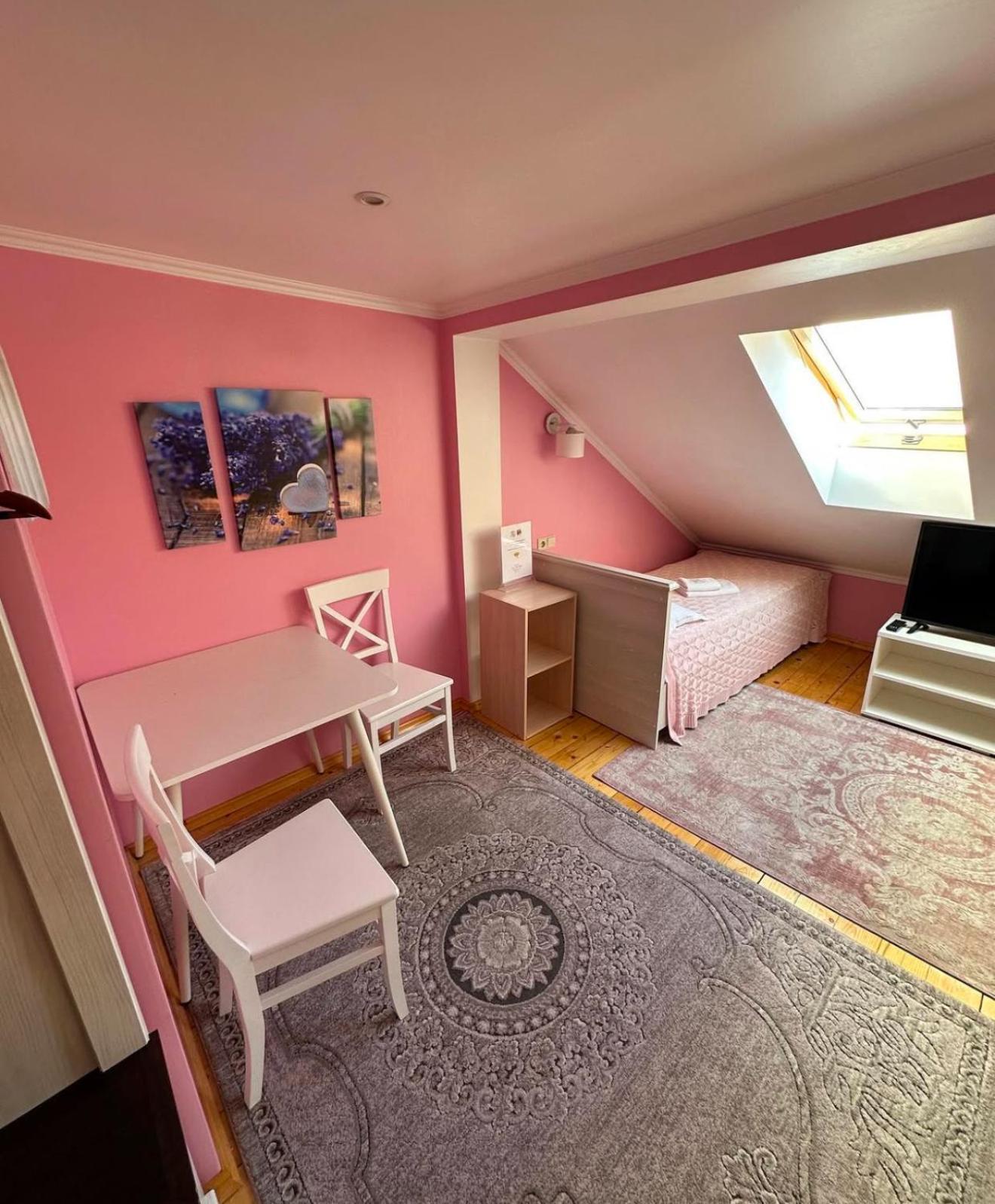 Аpartment For Lady Daire Çernivtsi Dış mekan fotoğraf